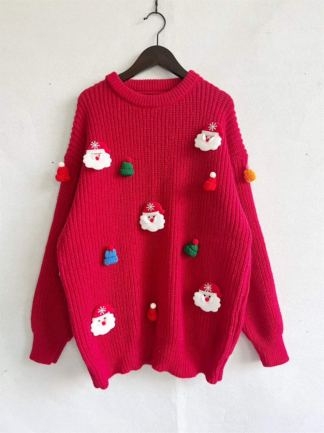 Stilla | Varm Pullover Af Jacquard Strik Med Rund Halsudskæring Og Hæklede Julefigurer Til Dame
