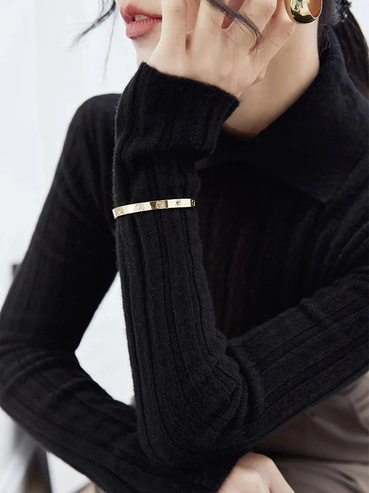 Stilla | Løs Pullover Med Polokrave Til Damer