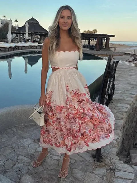 Stilla | Scalloped Blomster Kjole