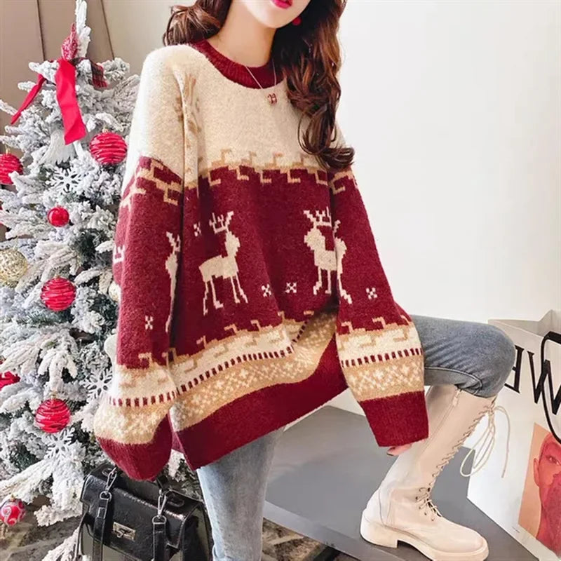 Stilla | Dame sweater af stribet strik med juletivitreindeer