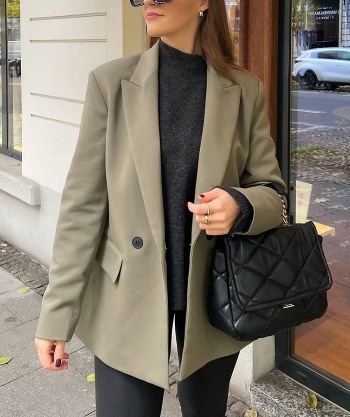 Stilla | Feminint Blazer-Look