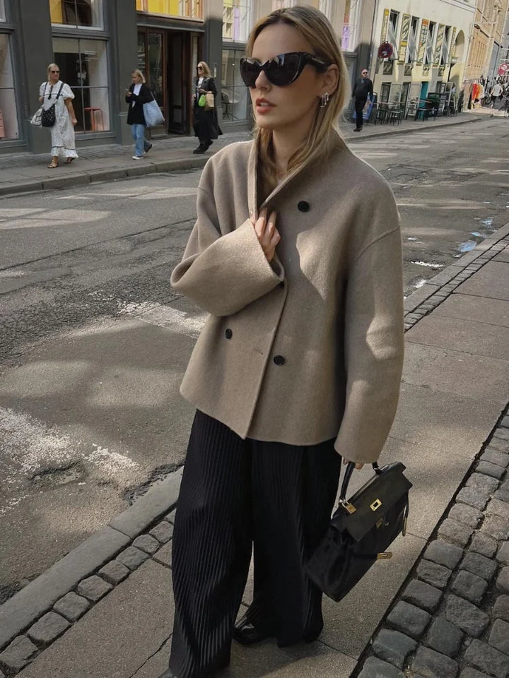 Stilla | Tidløs frakkestil
