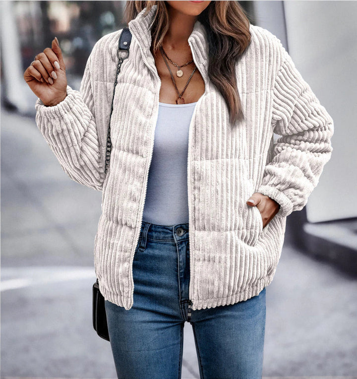 Stilla | Elegant og feminin fløjlskåbe til et komfortabelt look