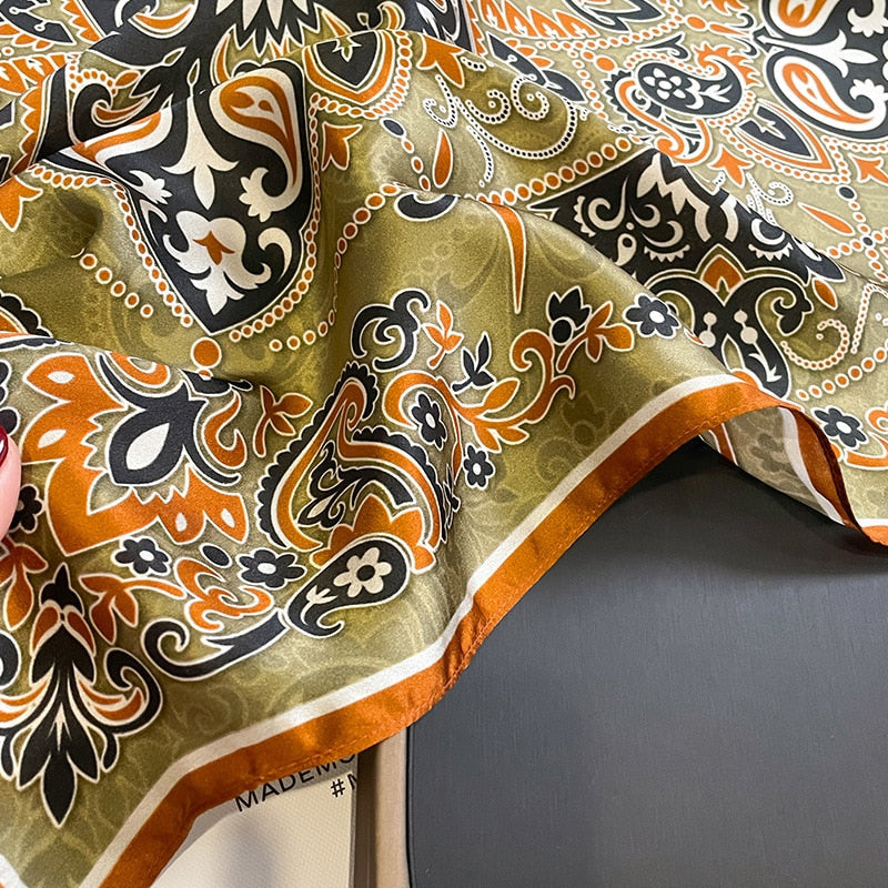 Stilla | Square 100% Silke Dekoration Chic Kvinde