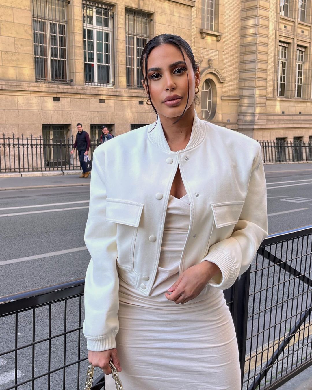 Stilla | Elegant, Kort Flyverjakke Til Damer, Streetwear-stil