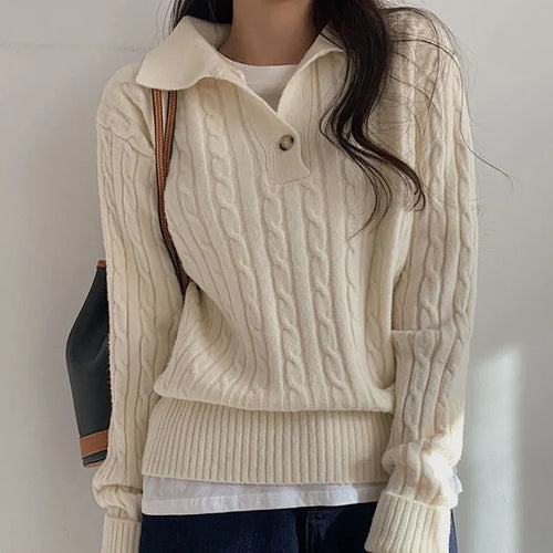 Stilla | Dame sweater med drejet polo krave