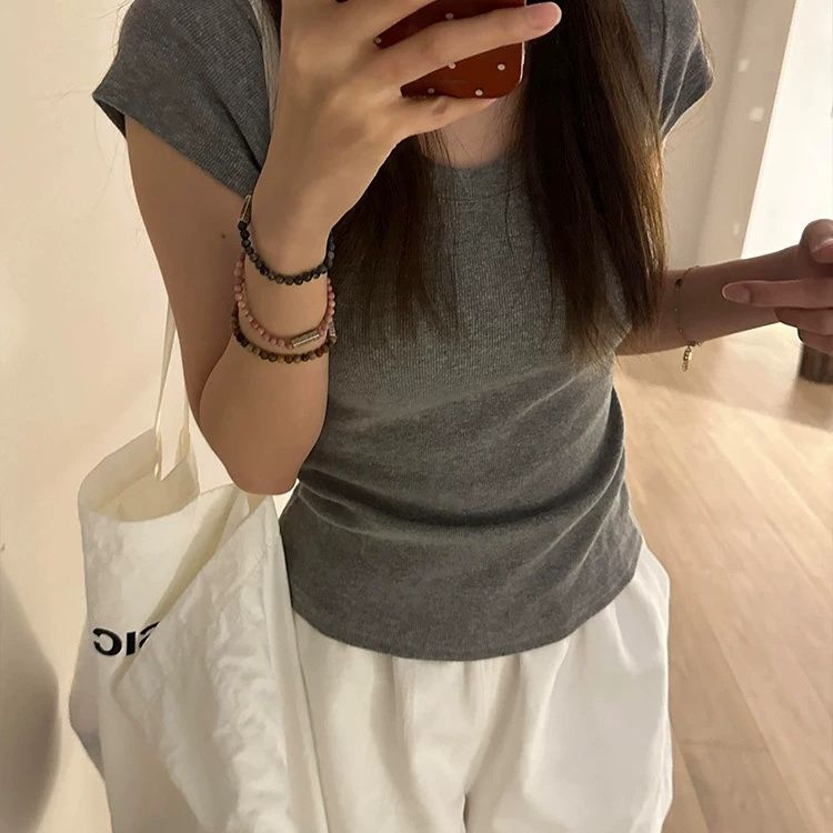 Dame Kortærmet T-shirt med Udsnit Slim Fit Grå