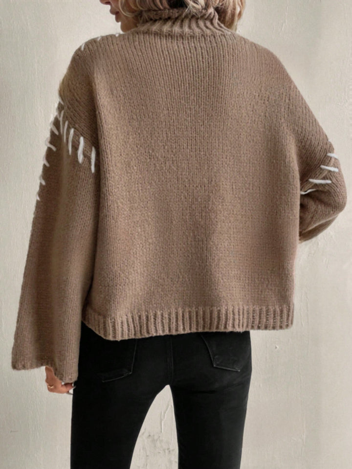 Stilla | Dame Patchwork Strikpullover med Kontrasterende Farver og Høj Hals