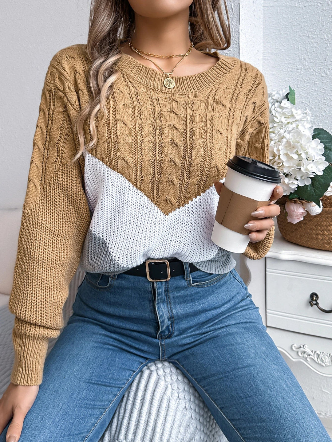 Stilla | Elegant og alsidig flet sweater