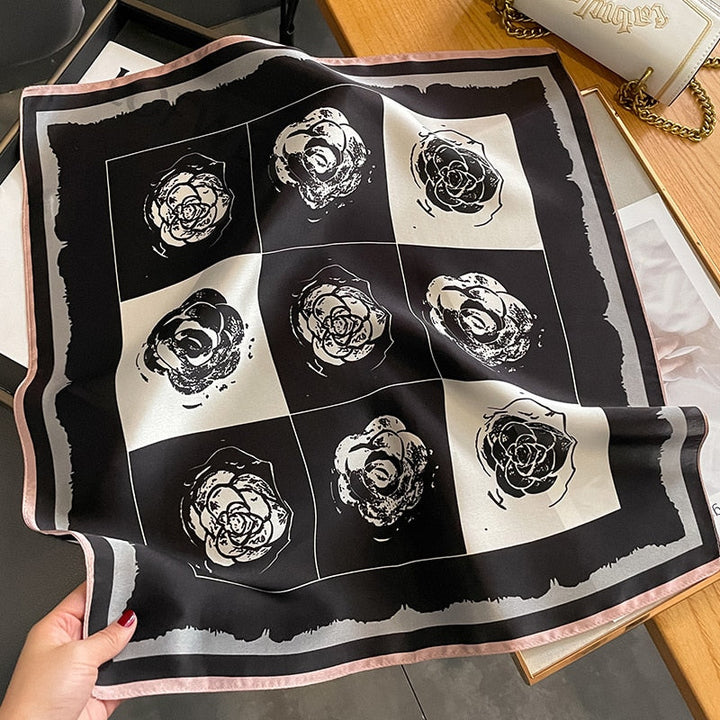 Stilla | Square 100% Silke Dekoration Chic Kvinde