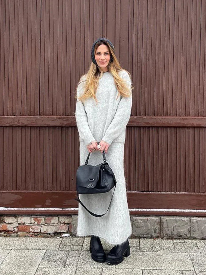Stilla | Dameensemble i Mohair med nederdel og pullover
