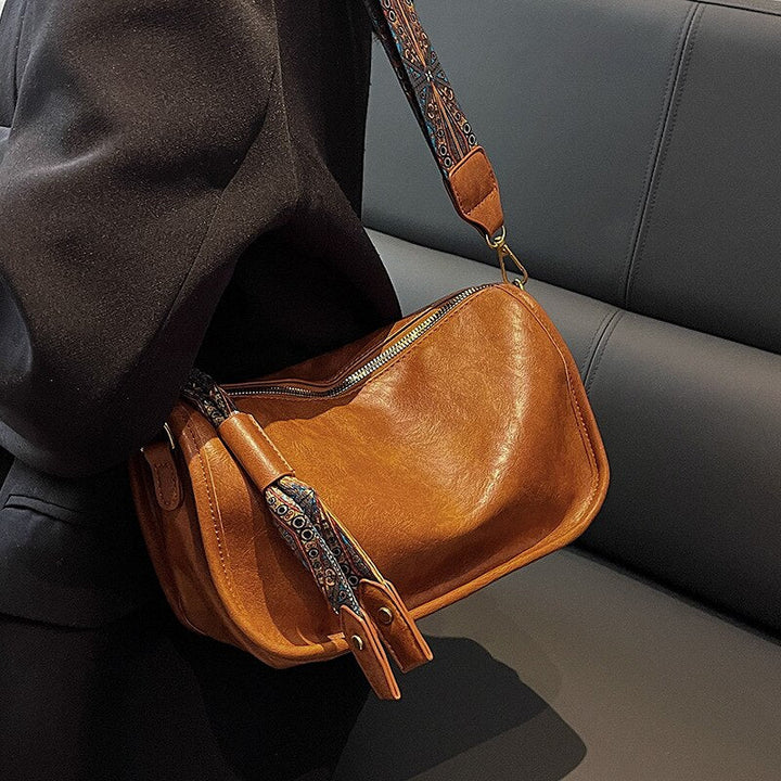 Stilla | Crossbody taske med grafisk mønster