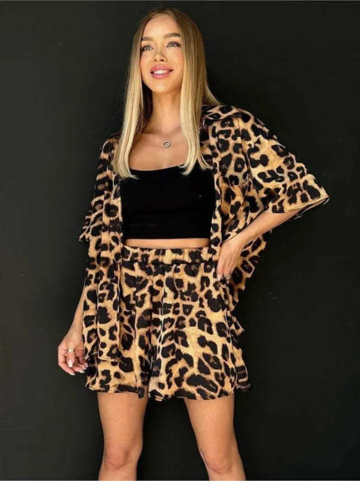 Stilla | Skjortebluskjole og Shorts
