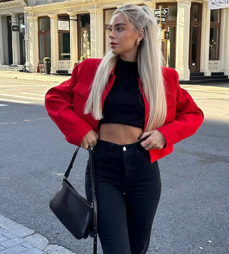 Stilla | Stilfuld Kort Blazer Dame