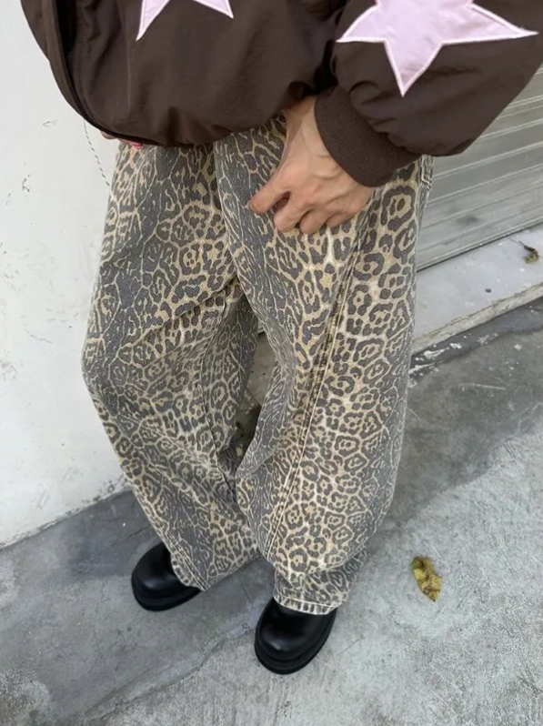 Stilla | Jeans i Leopard Denim