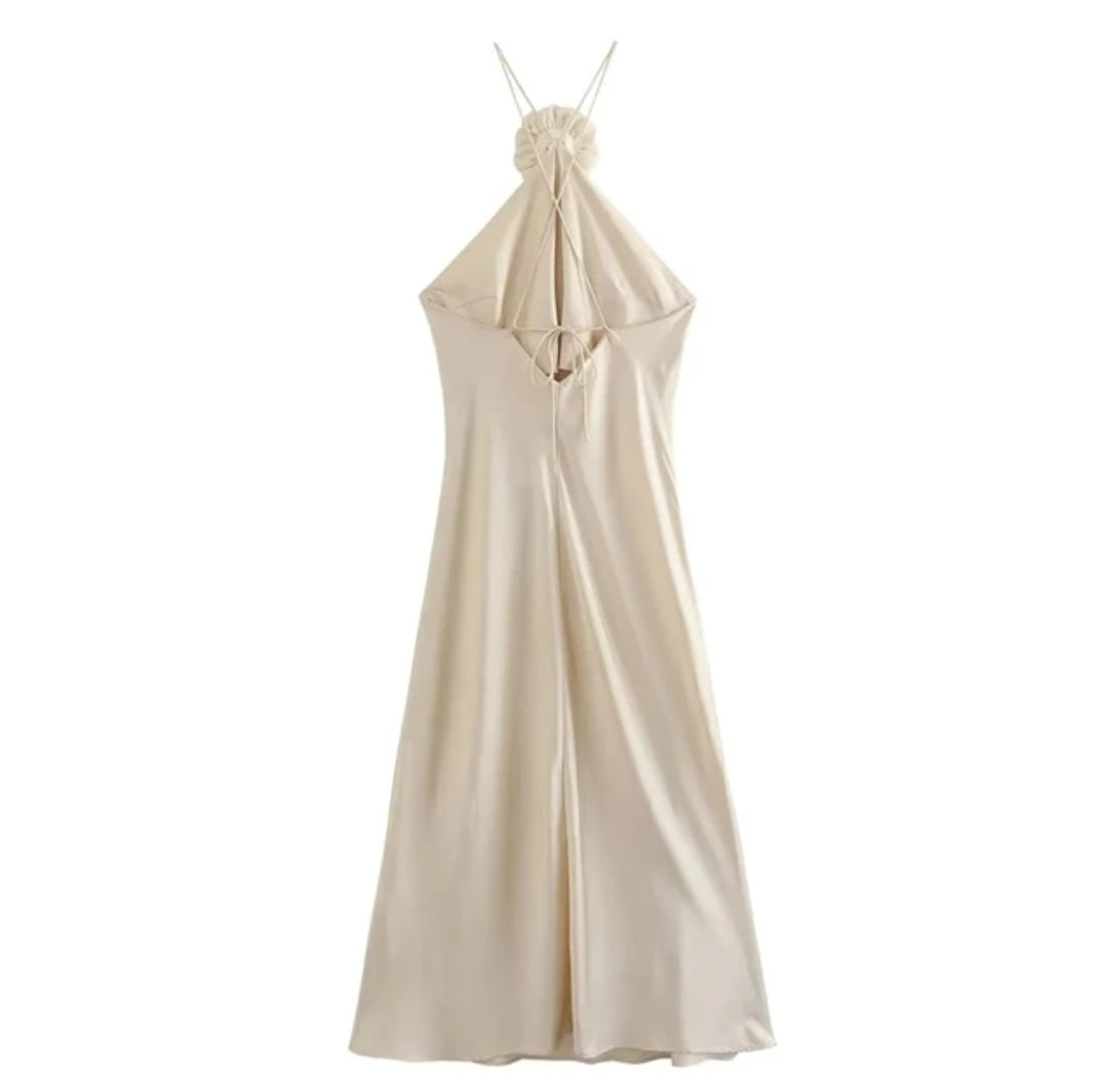 Stilla | Satin Kjole Med Off Shoulder Stropper
