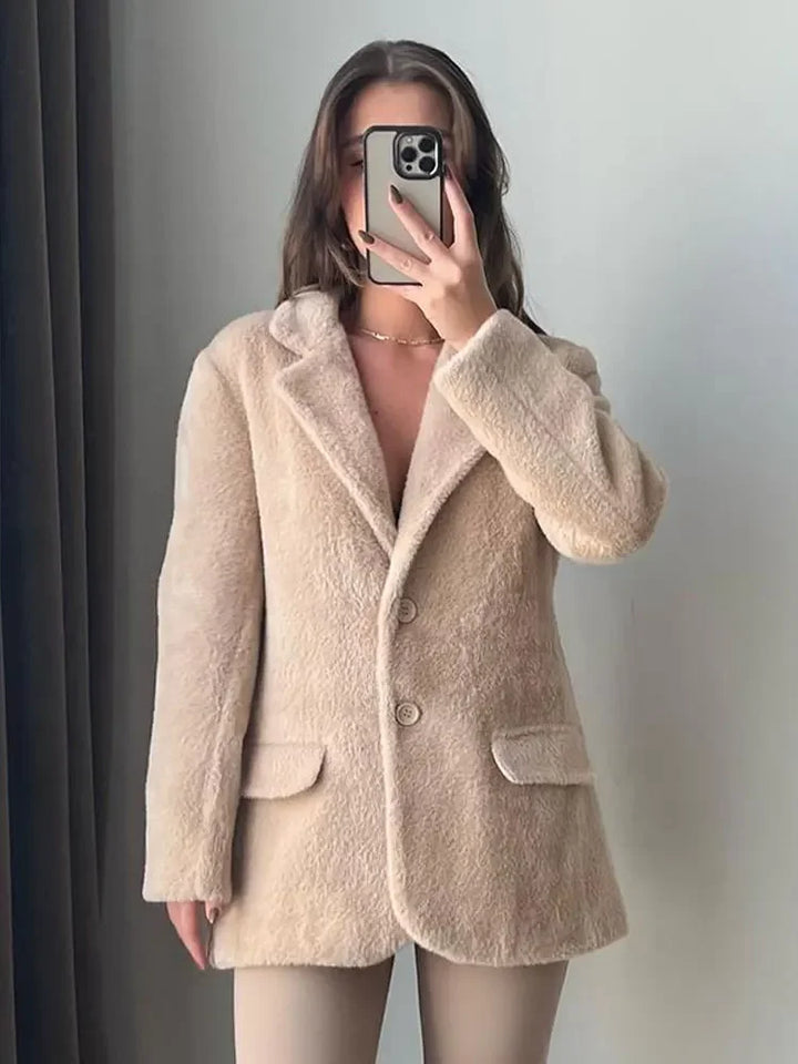 Stilla | Krammelig Plyschfrakke Med Modestil