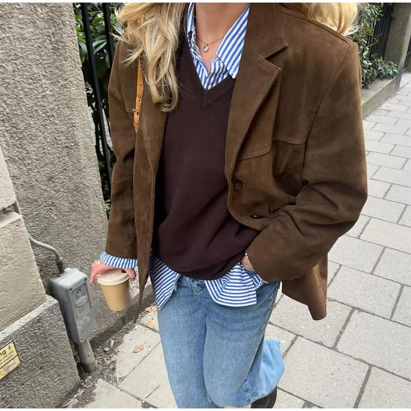 Stilla | Suedejakke med elegant præg