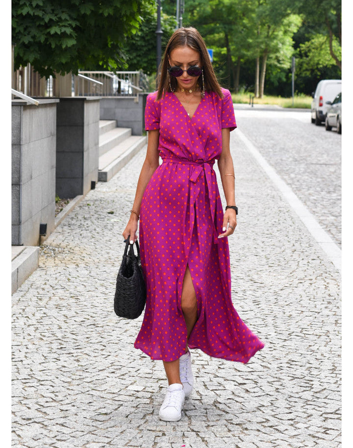 Stilla | Smuk V-hals Kjole i Elegant Stil