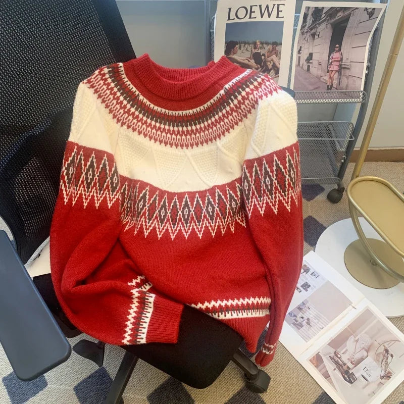 Stilla | Strikpullover med rund halsudskæring og varmt vinlese patchwork til kvinder