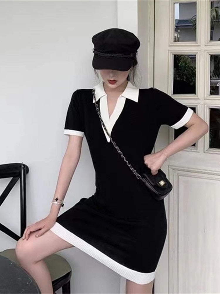 Stilla | Monokrom Kontrast Polyester Kjole