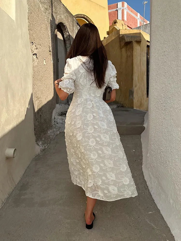 Stilla | Broderet Mid Kjole