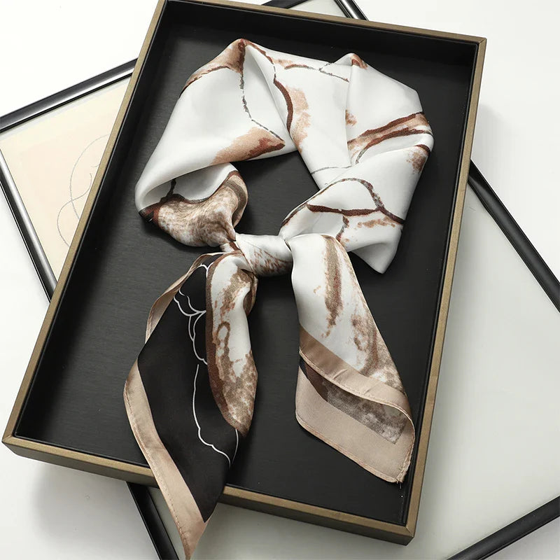 Stilla | Square Silkescarf I Elegant Chic Stil