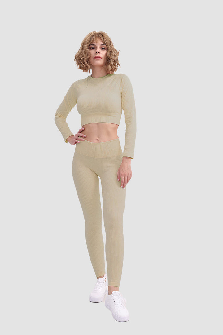 Stilla | Sæt T-shirt og Leggings i Blødt Sømløst Sportmateriale