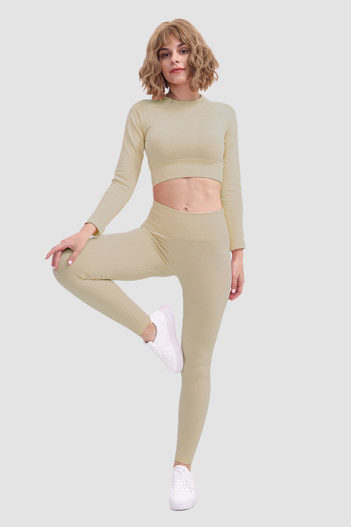 Stilla | Sæt T-shirt og Leggings i Blødt Sømløst Sportmateriale