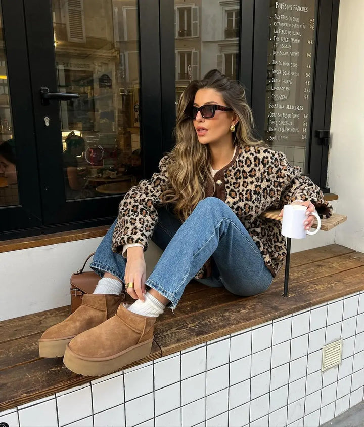 Stilla | Elegant Leopardstrikjakke