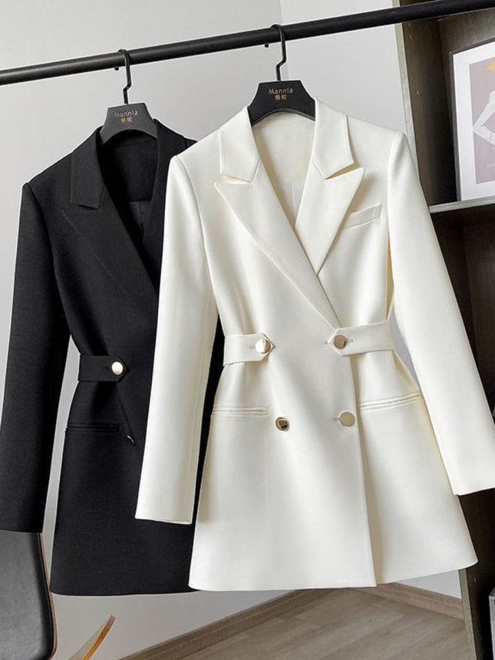 Stilla | Elegant Blazer Til Damer Med Bælte For Et Perfekt Look