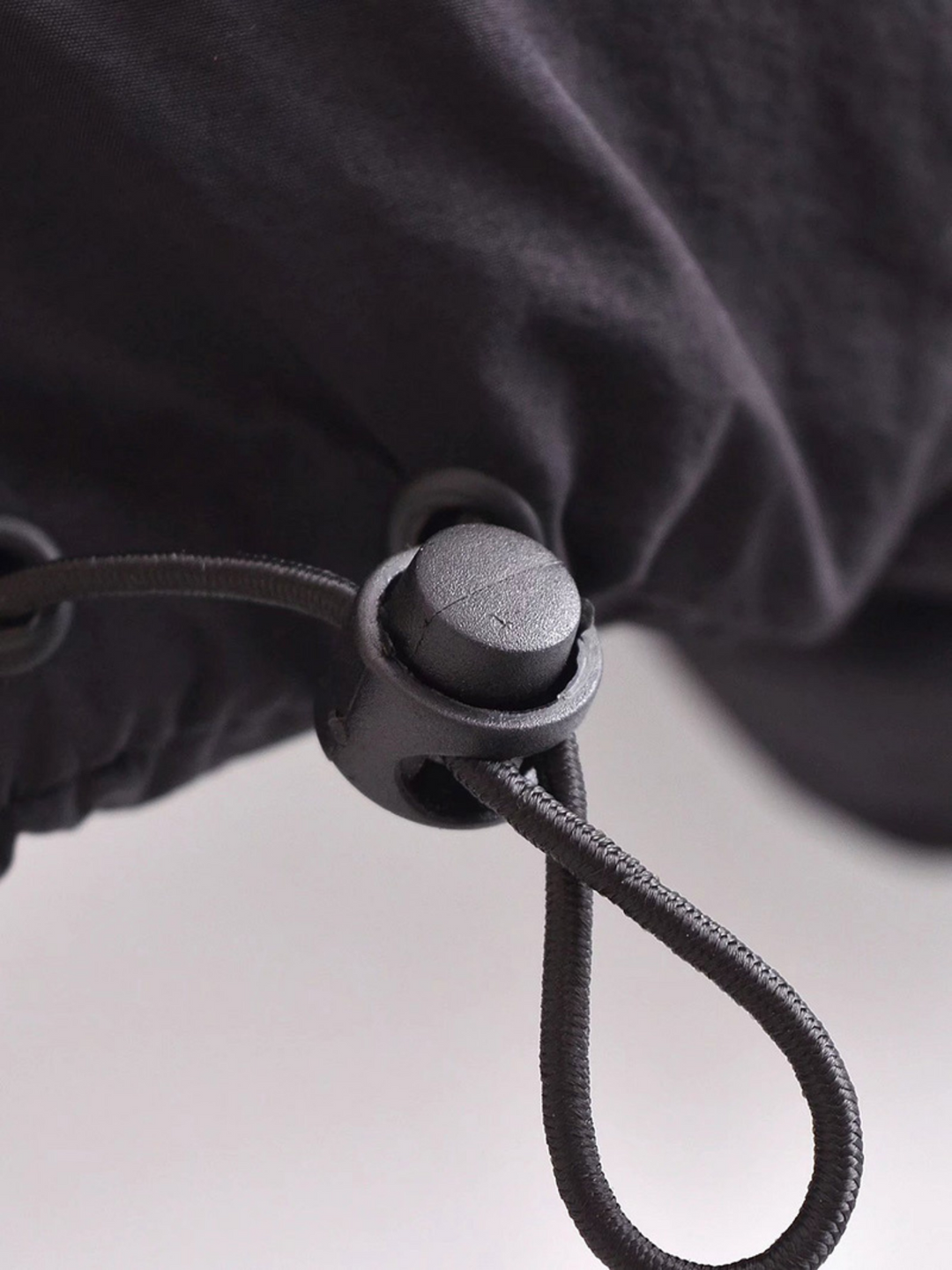 Stilla | Korte Puffjakke - Højkrave Zipper-Design