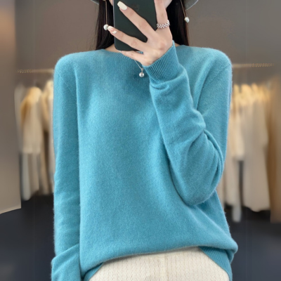 Stilla | Komfortabel Blå Cashmere Trøje Med Rund Halsudskæring Lavet Af Uld