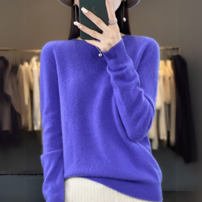 Stilla | Komfortabel Blå Cashmere Trøje Med Rund Halsudskæring Lavet Af Uld