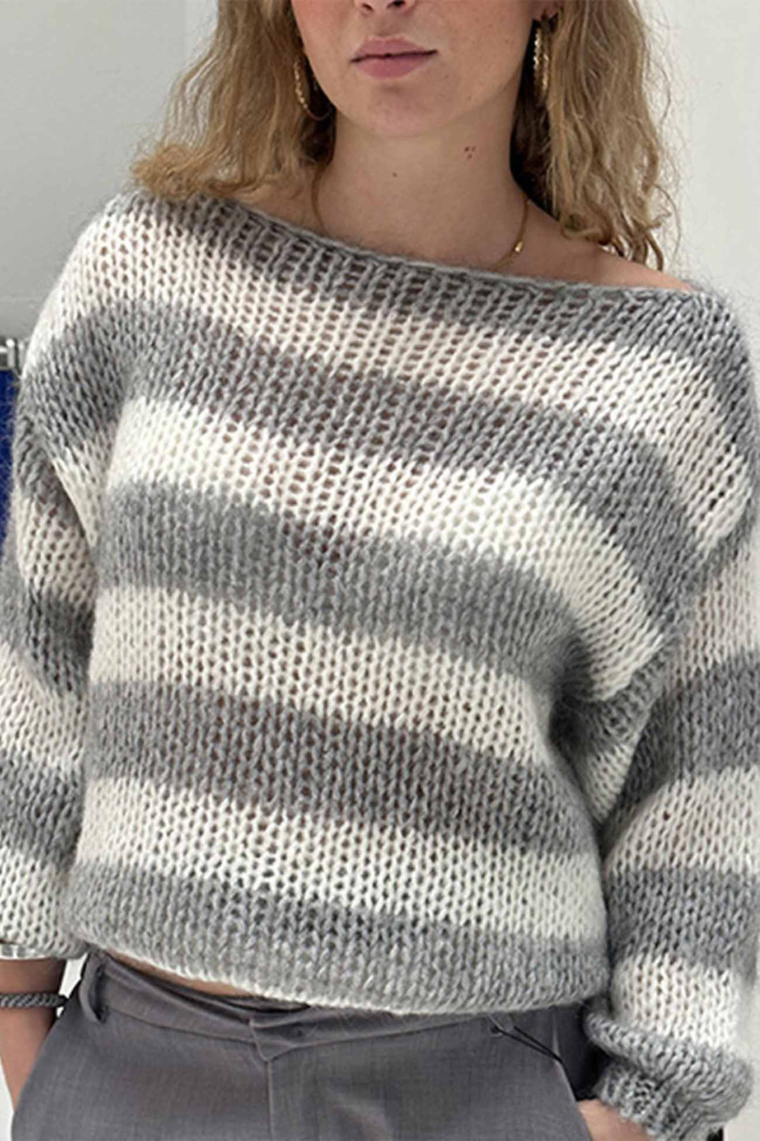 Stilla | Stribet Pullover Med Lange Ærmer og Faldende Skuldre