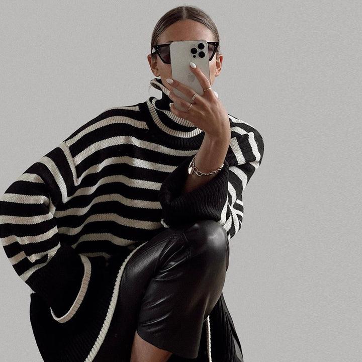 Stilla | Bluse Oversize Med Ståkrave Af Stribet Netstof