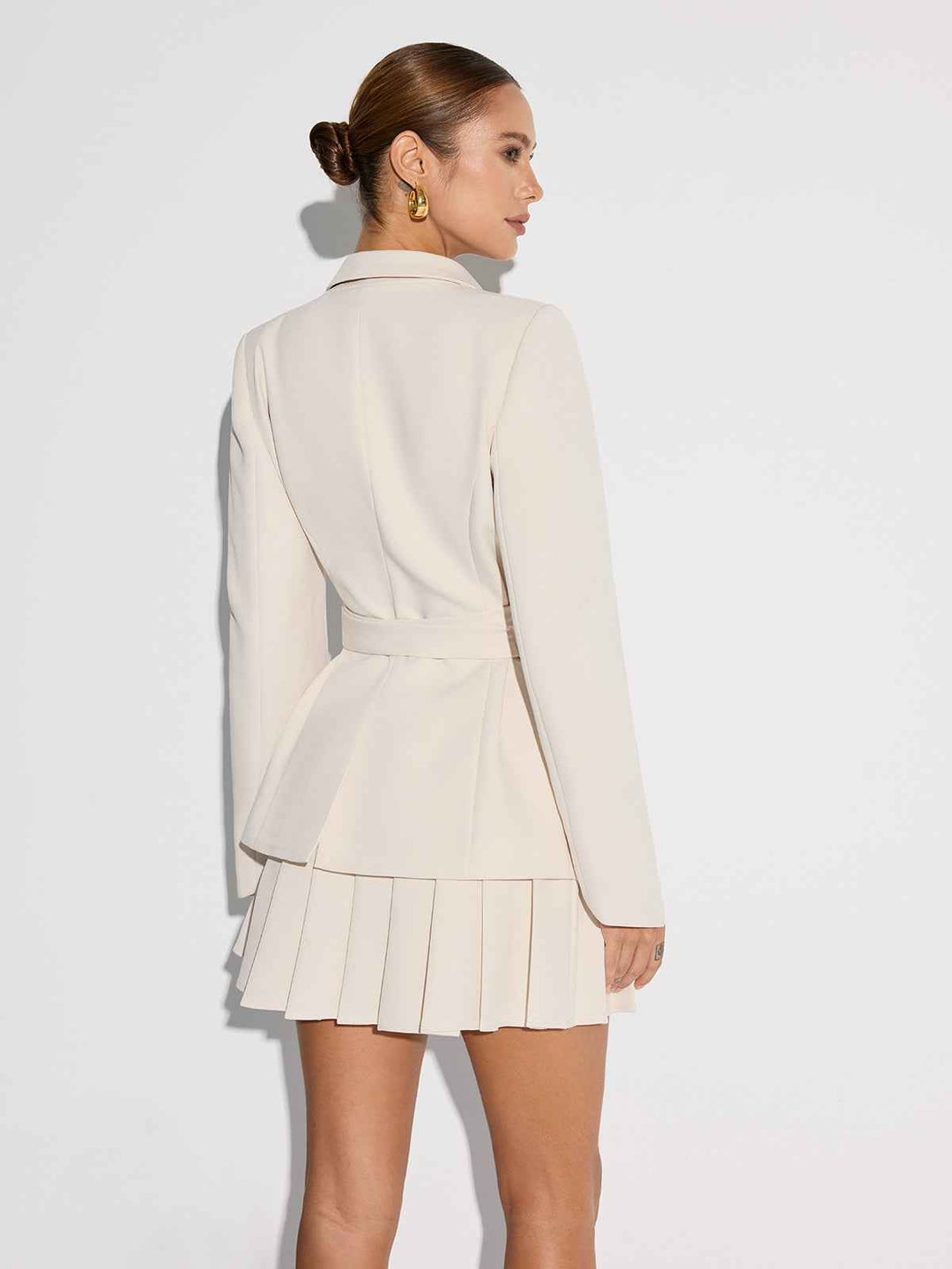 Stilla | Dobbelt Bred Blazer - Figurtilpasset Snit For En Smigrende Pasform