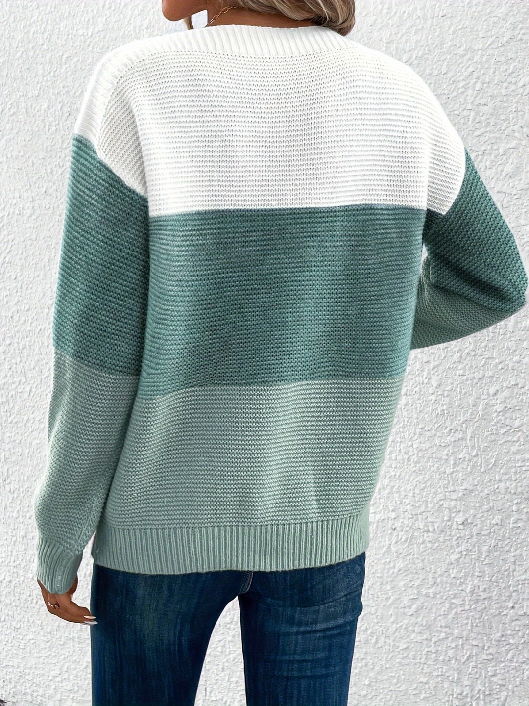 Stilla | Casual sweater med faldende skuldre