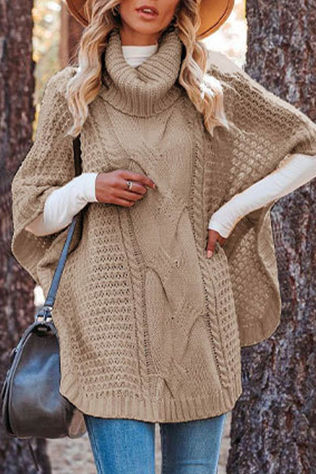 Stilla | Pulli med ribkrave lavet af snoet garn