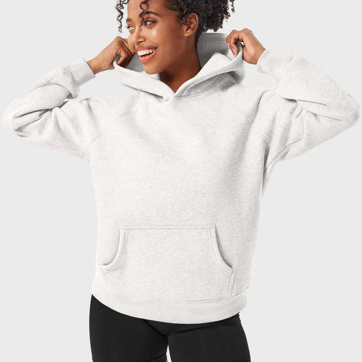 Stilla | Hoodie med Raglanærmer og Kængurulomme
