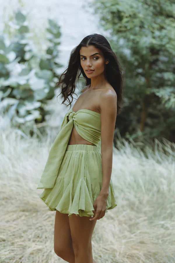 Stilla | Chiffon Tube Top Med Flæser Nederdel