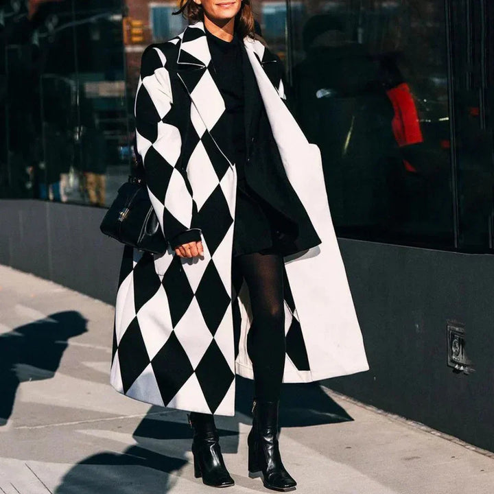 Stilla | Lang trenchcoat uldblanding plus størrelse pasform abstrakt design åben front