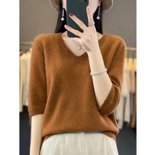 Stilla | Elegant damebluse med V-udskæring