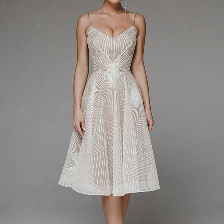 Stilla | Elegant Broderet Midikjole