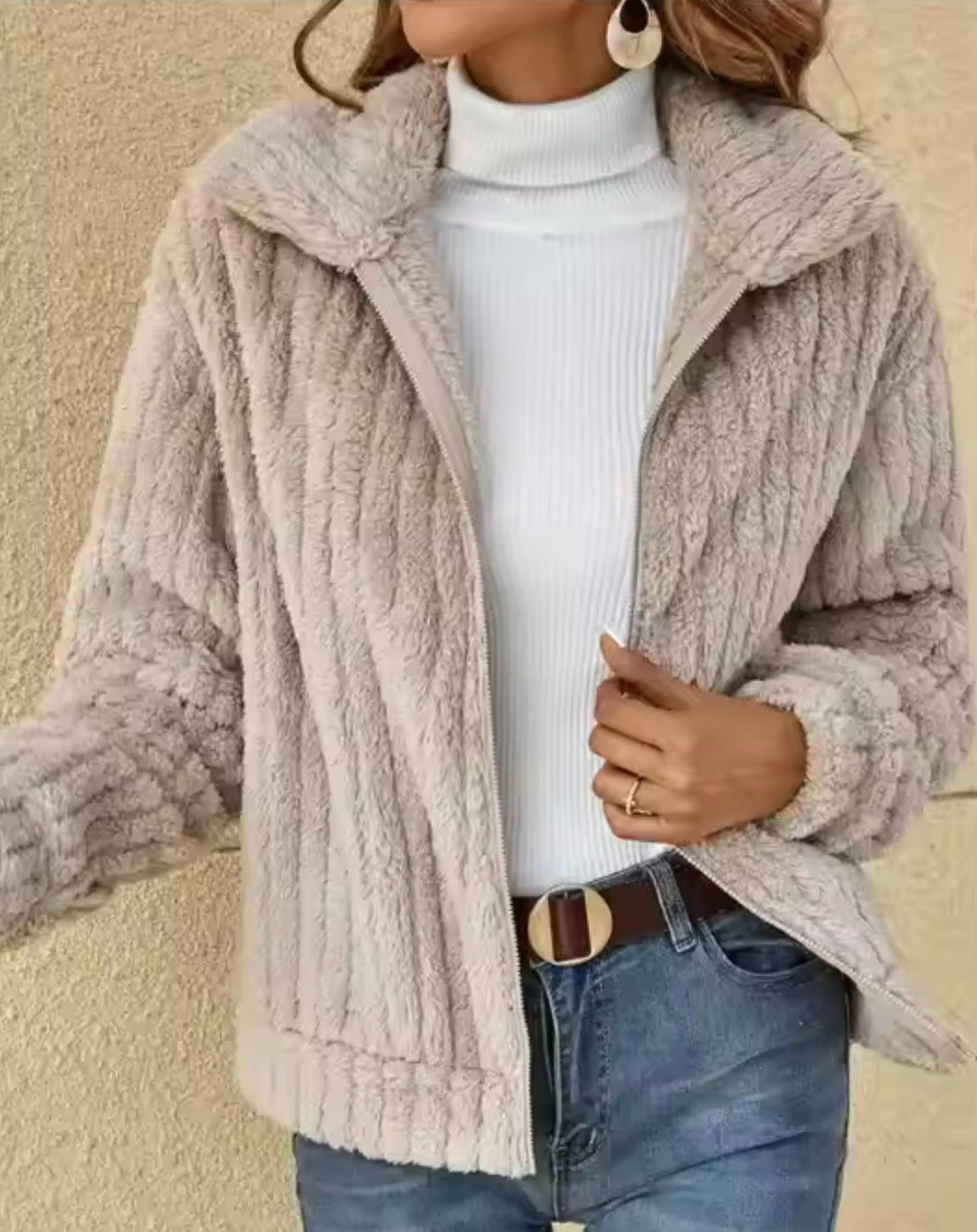 Stilla | Elegant vest med klassisk design