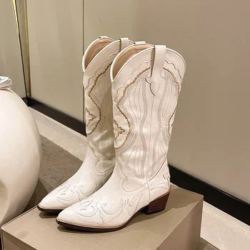 Stilla | Mittelhohe Stiefel für einen klassischen Look