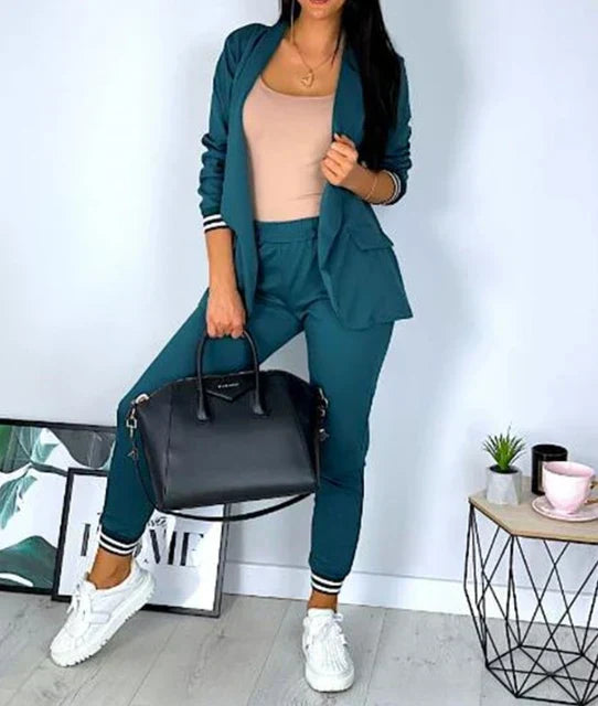 Stilla | Ensemble Blazer og Bukser Med Dobbelt Knaplukning Til Elegante Kvinder Om Efteråret