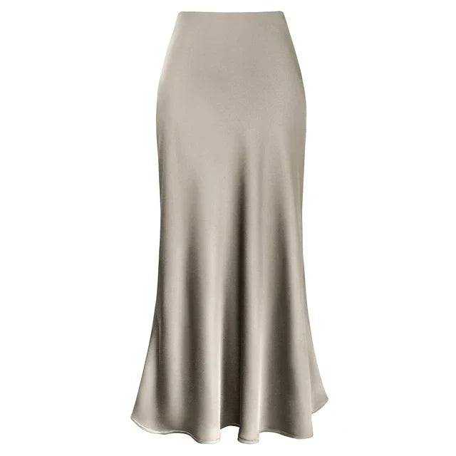 Stilla | Trendy Satinmaxikjole, Skinnende