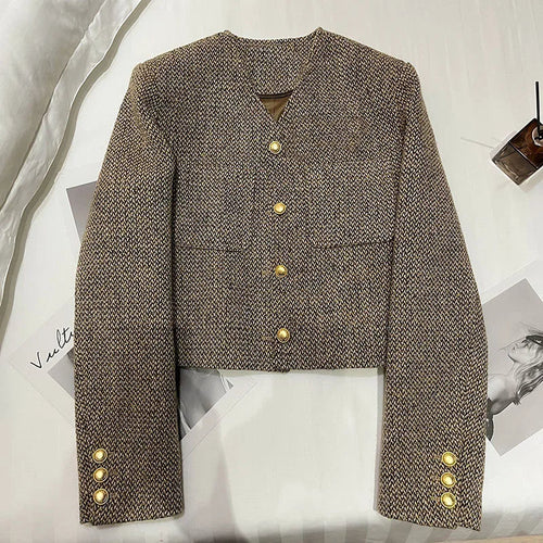 Stilla | Cropped Blazer – Figursyet Snit med Gyldne Knapper