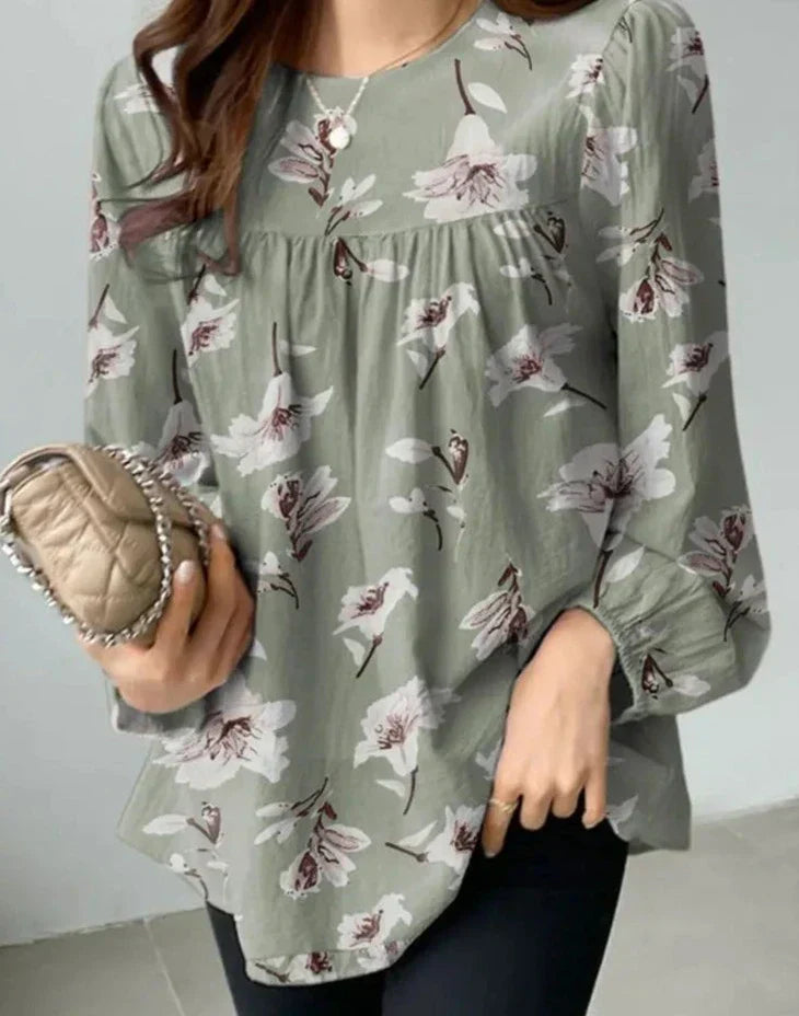 Stilla | Bluse med trendy og ubesværet stil